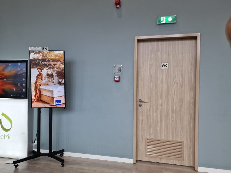 Reteaua Digitala DOOH Indoor - My Motric